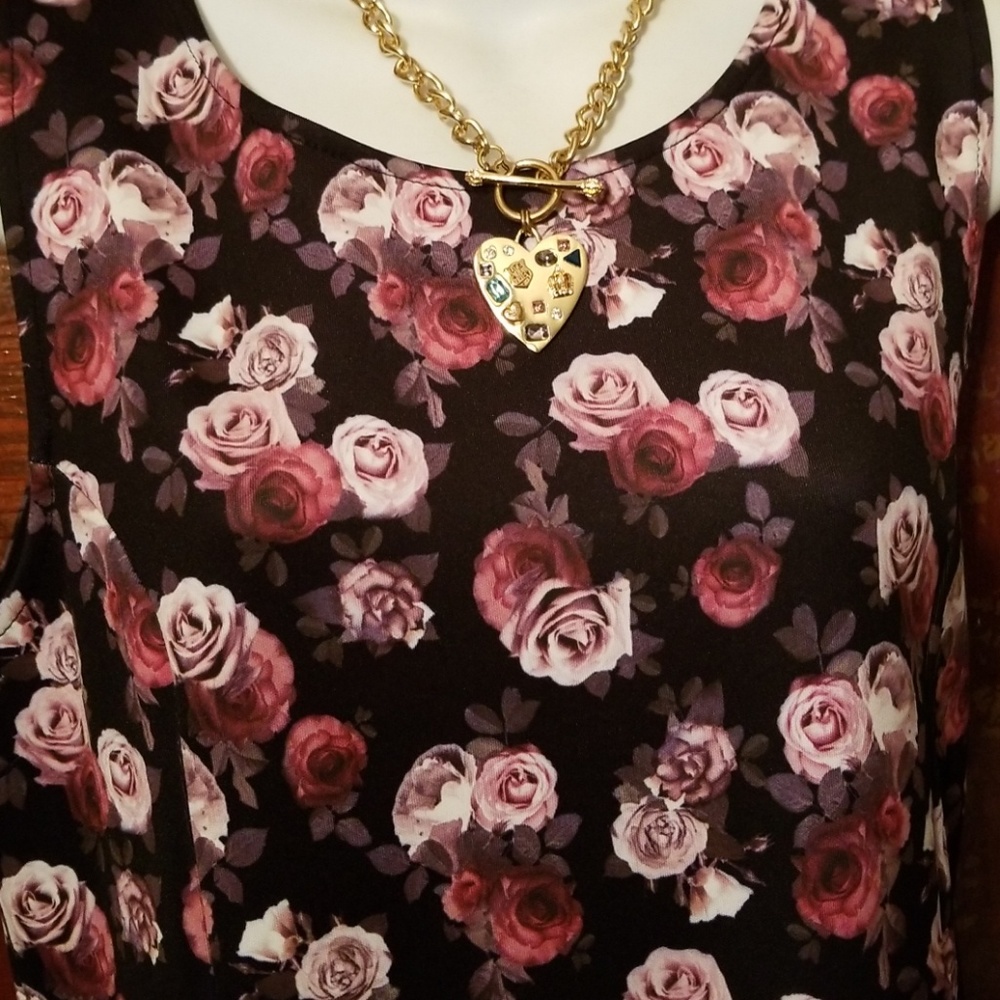 Nice flower summer dress - Picture 4 of 7